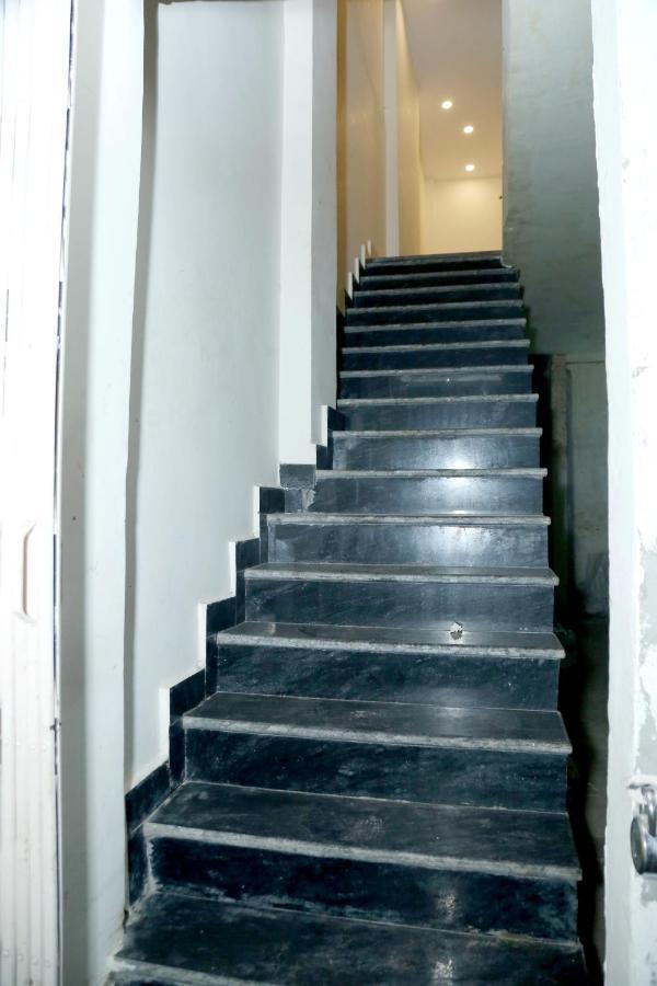 The Charlie'S Hostel New Delhi Luaran gambar